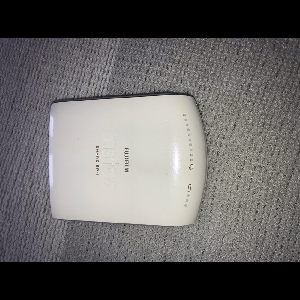 INSTAX INSTANT POLAROID PRINTER